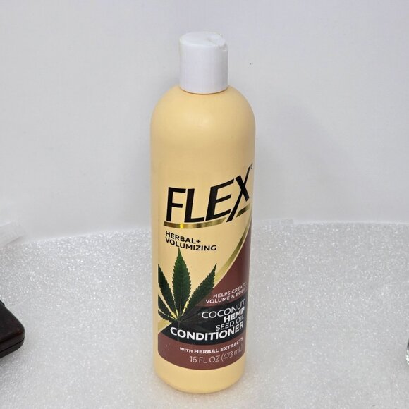 Flex Herbal+ Volumizing Coconut Oil Conditioner 16 Fl Oz - Picture 1 of 1